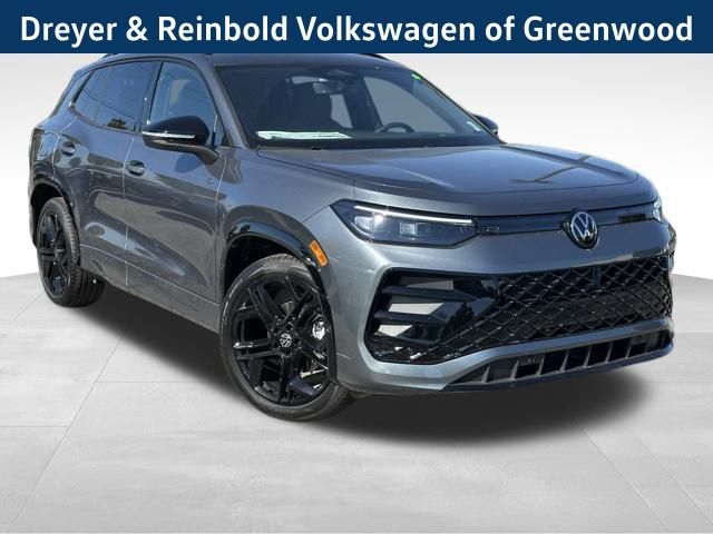 2026 Volkswagen Tiguan SE R-LINE BLACK's photo