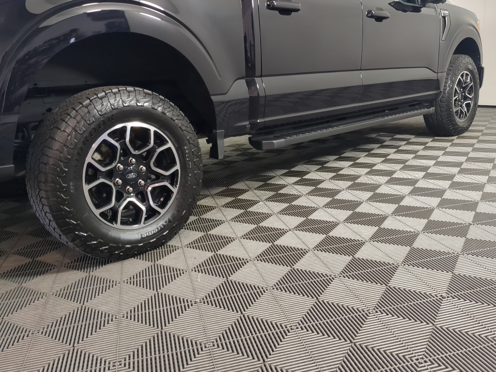 2022 Ford F-150 Lariat photo 8