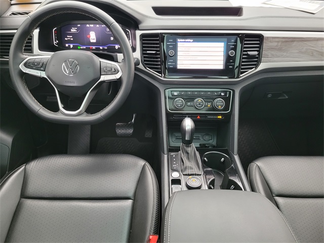 2022 Volkswagen Atlas Cross Sport V6 SE Technology photo 22