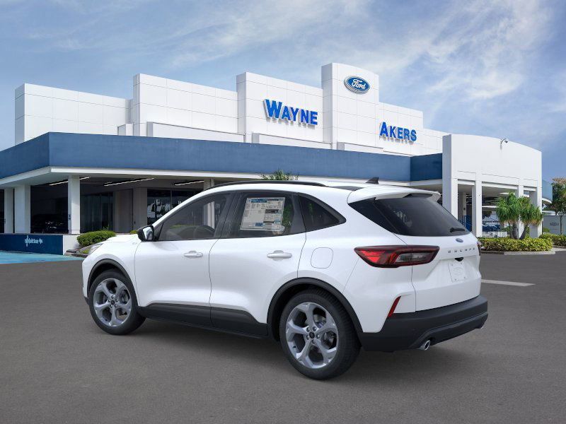 2026 Ford Escape ST-Line photo 3