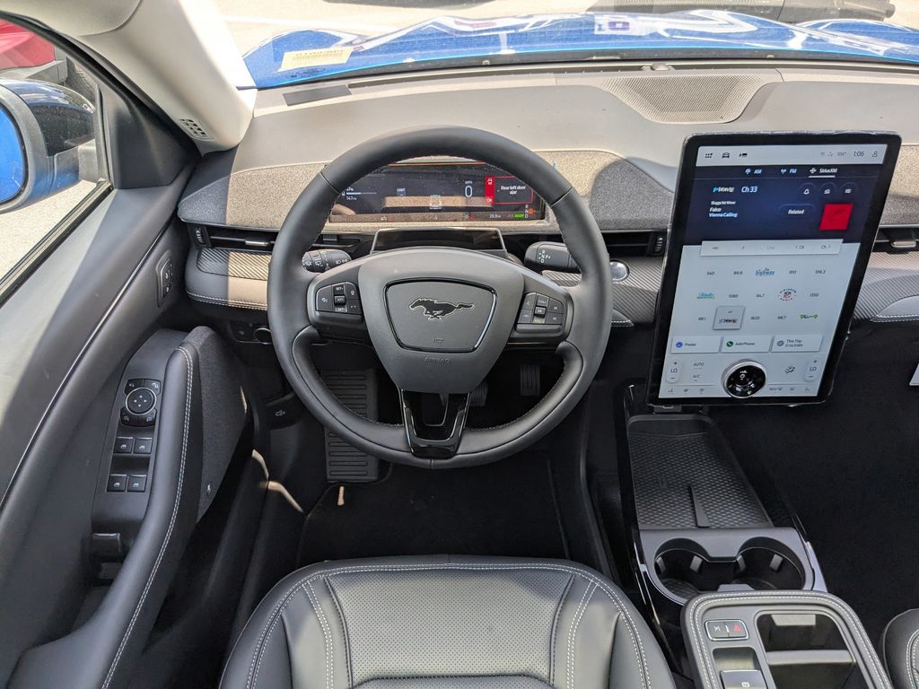 2025 Ford Mustang Mach-E Premium photo 15