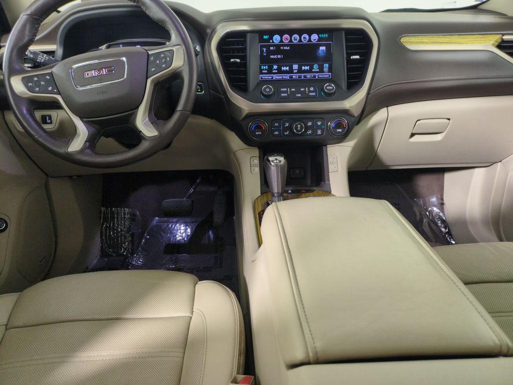2017 Gmc Acadia Denali photo 15