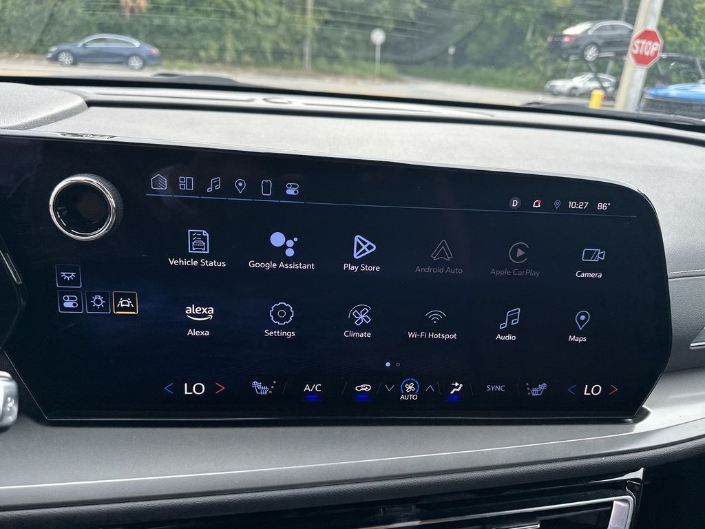 2024 Chevrolet Traverse photo 24