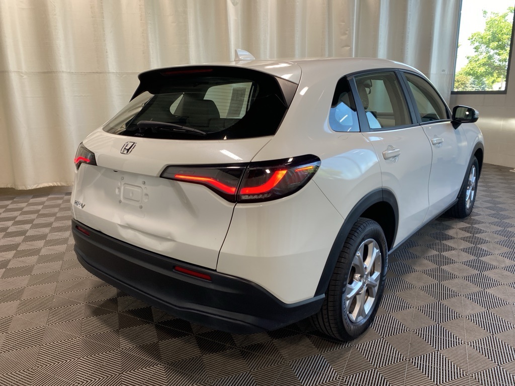 2023 Honda HR-V LX photo 7
