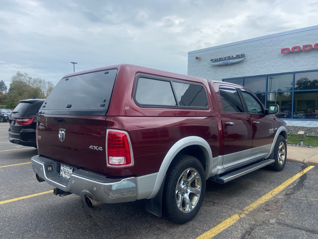 2016 Ram 1500 Laramie photo 2