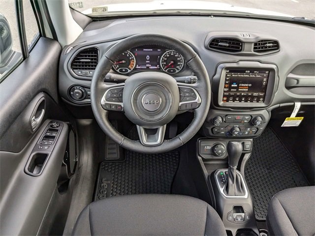 2023 Jeep Renegade Altitude photo 17