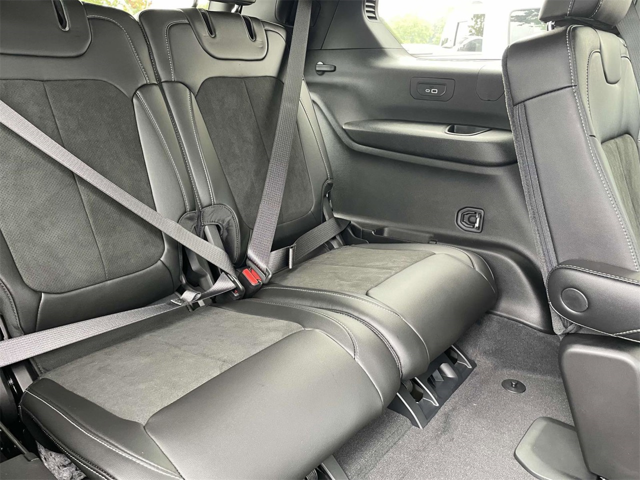 2025 Jeep Grand Cherokee Altitude X photo 28