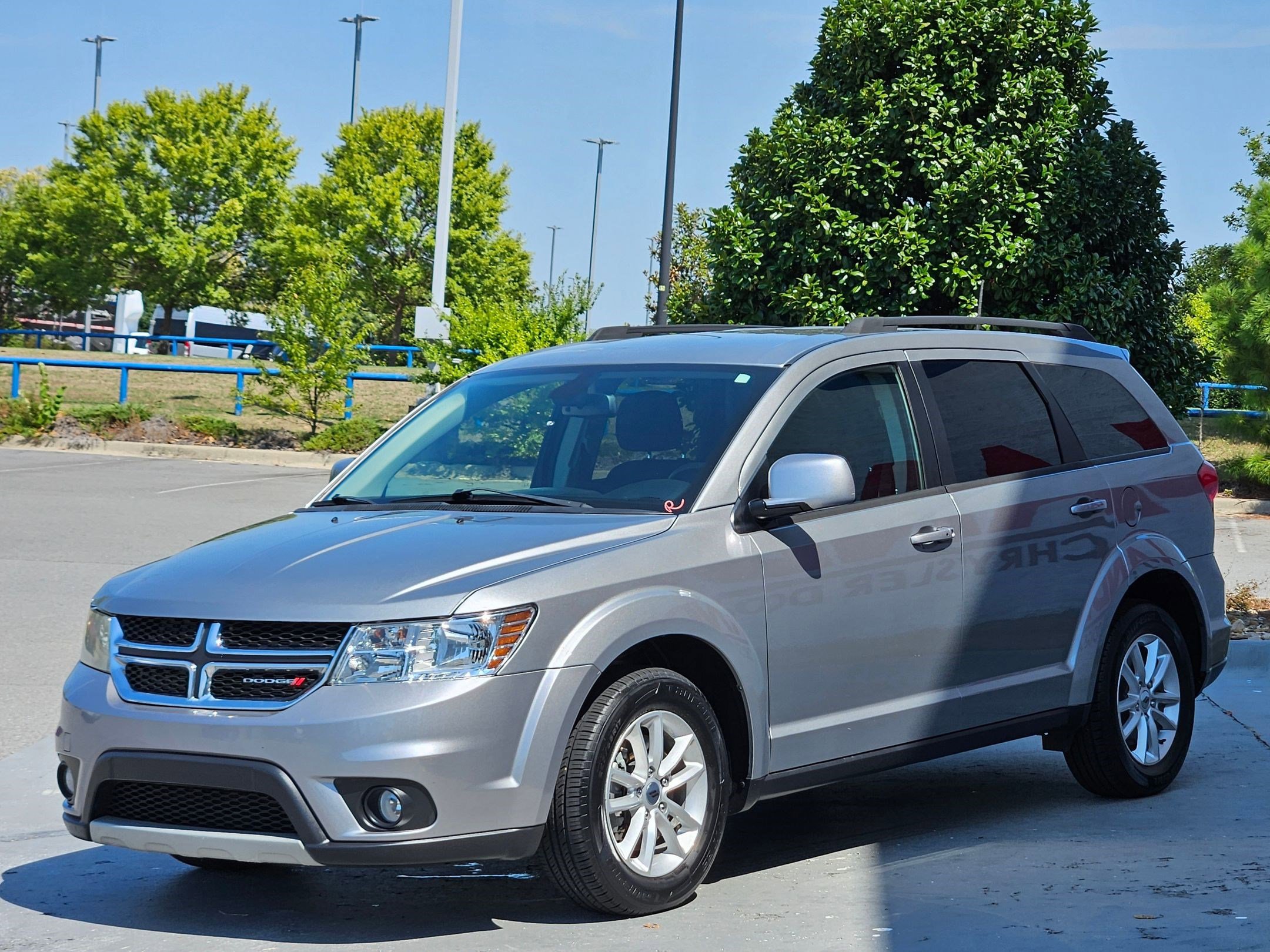 2019 Dodge Journey SE photo 2