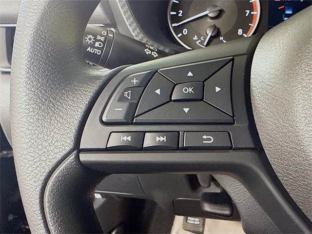 2025 Nissan Sentra S photo 12