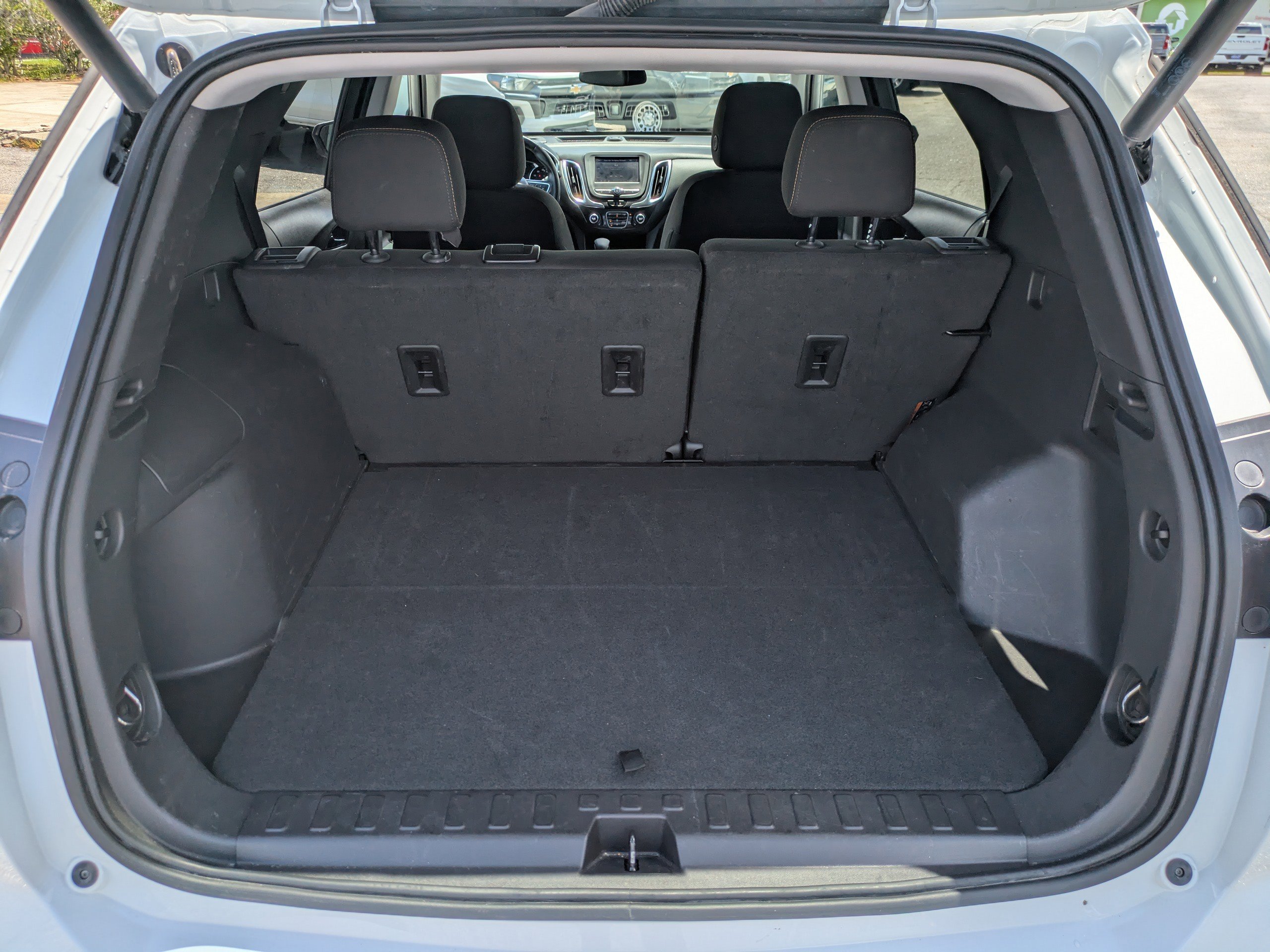 2024 Chevrolet Equinox LT photo 12