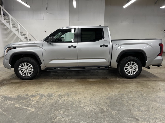 2024 Toyota Tundra SR5 photo 4