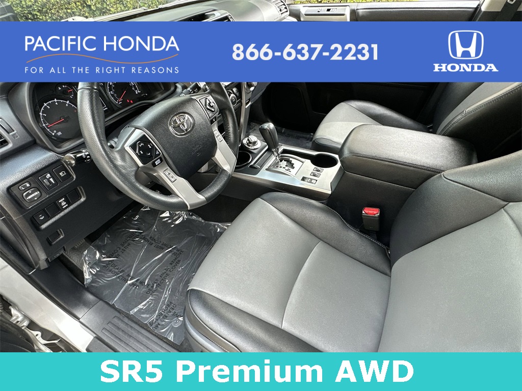 2020 Toyota 4Runner SR5 Premium photo 18