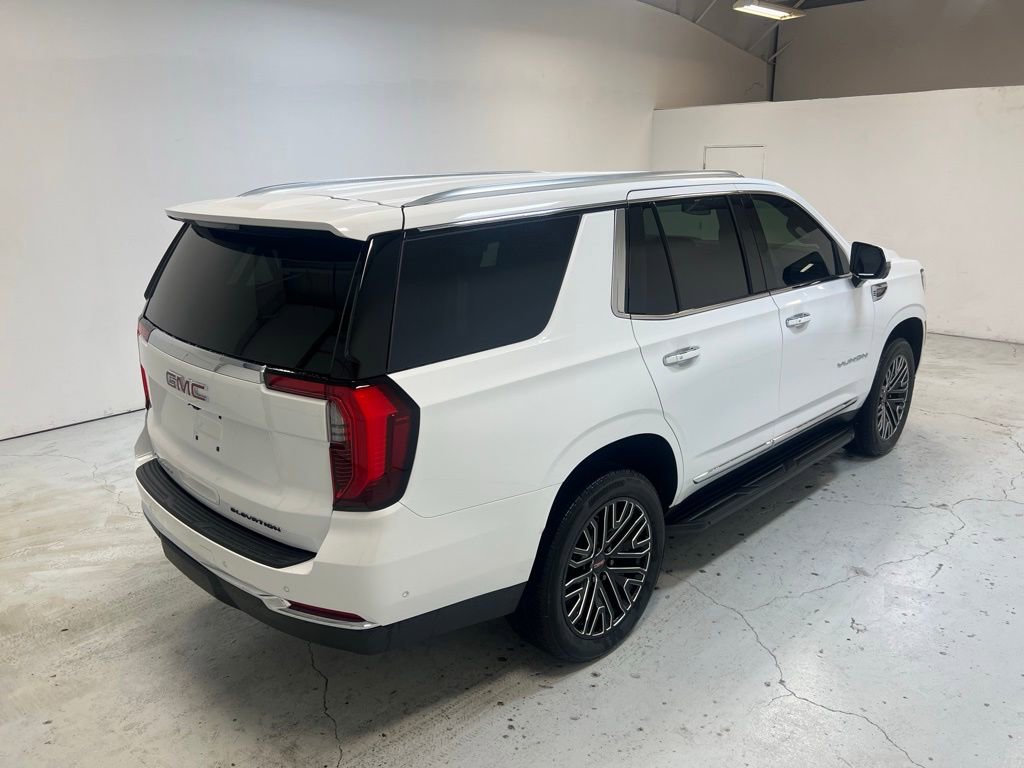 2026 Gmc Yukon Base photo 2