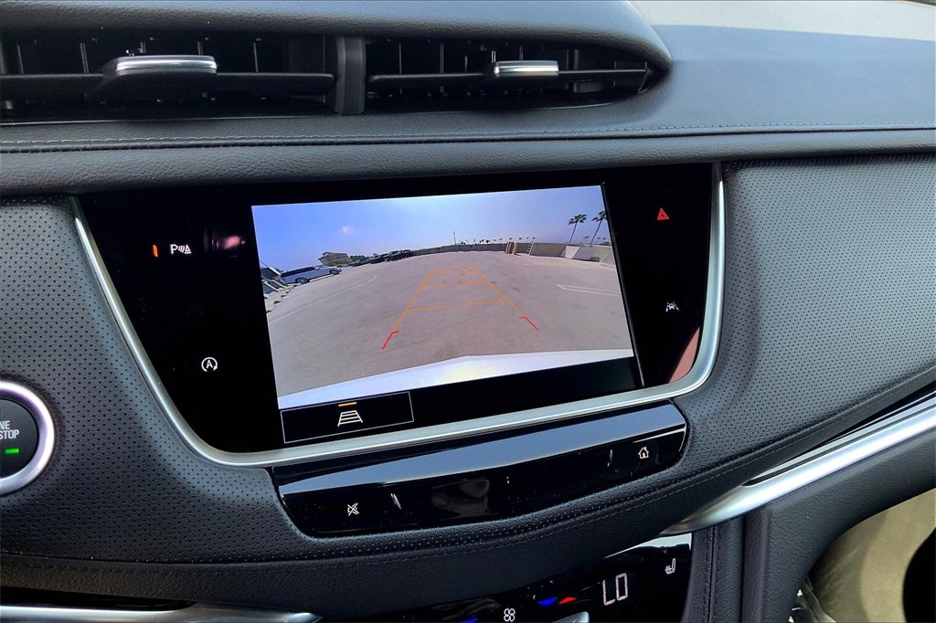 2025 Cadillac XT6 Luxury photo 23