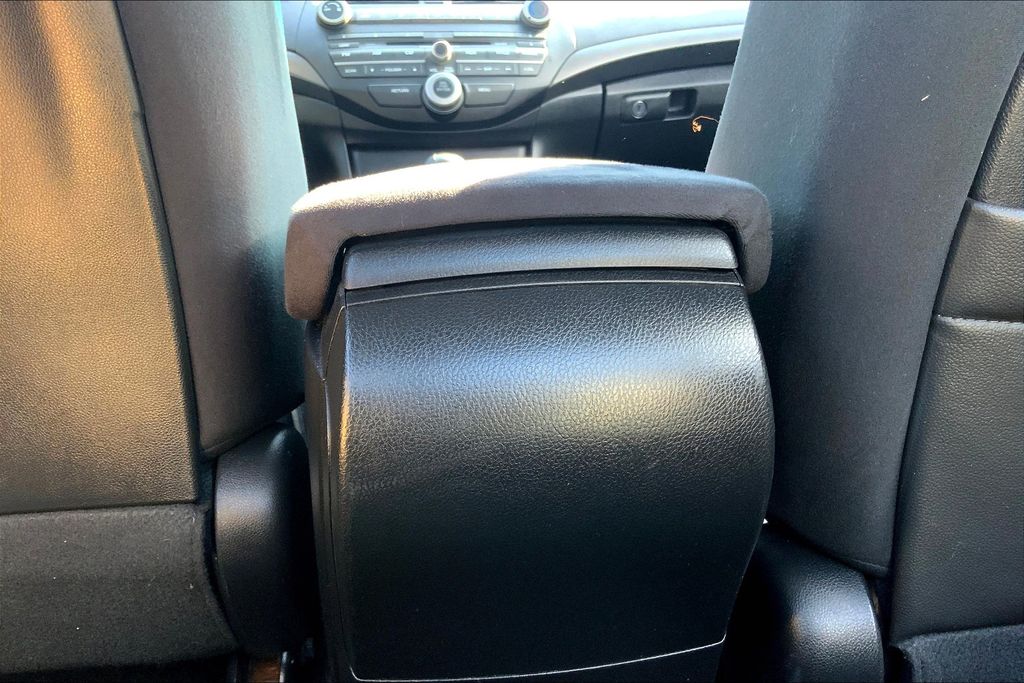 2012 Honda Accord LX photo 32