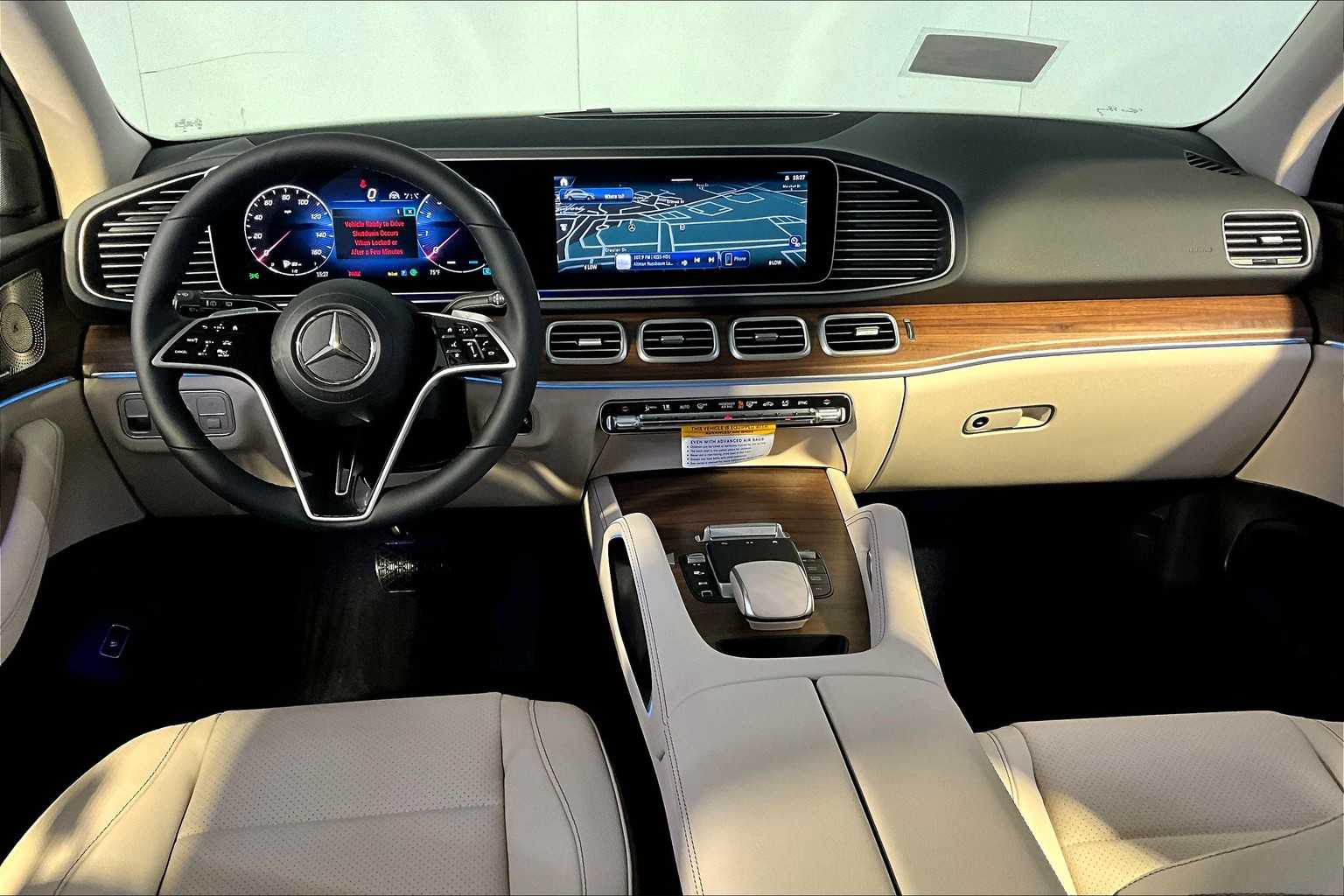2026 Mercedes Benz GLE 450 4MATIC photo 3