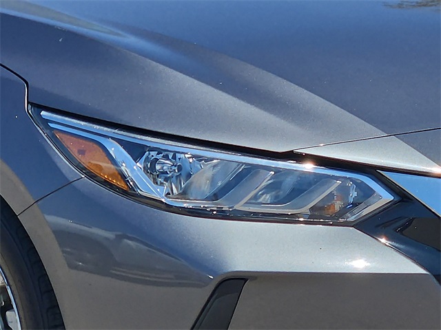 2023 Nissan Sentra SV photo 8