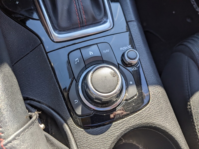 2016 Mazda Mazda3 Touring photo 18