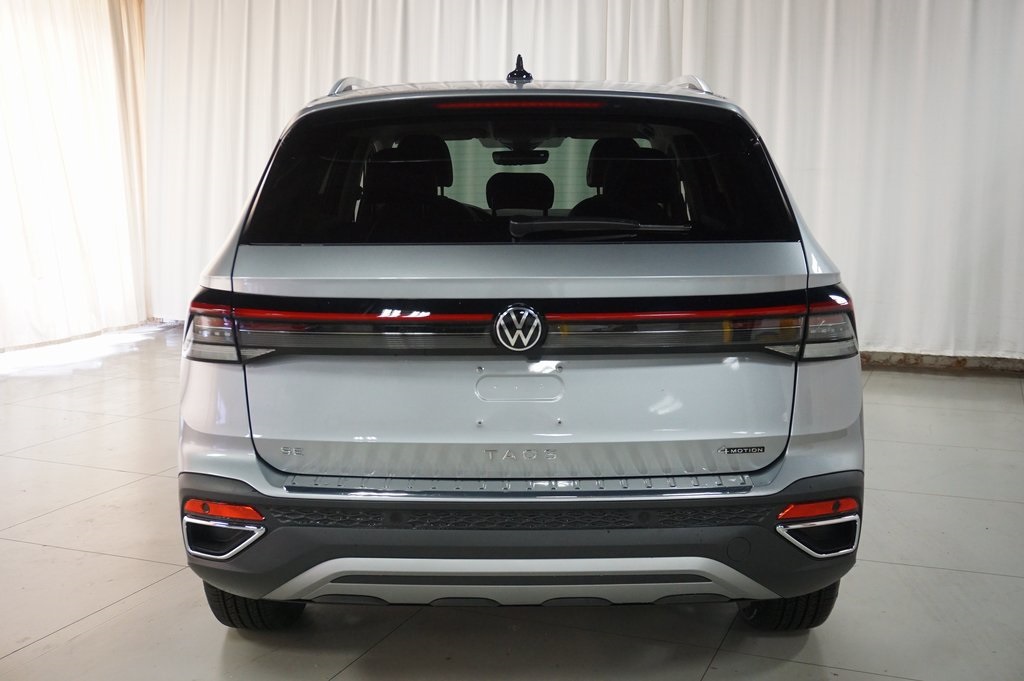 2025 Volkswagen Taos SE photo 5
