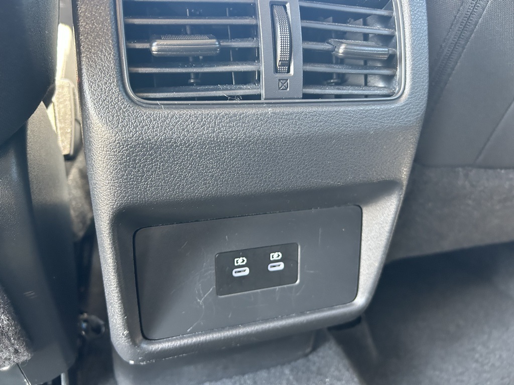 2024 Nissan Rogue SV photo 27