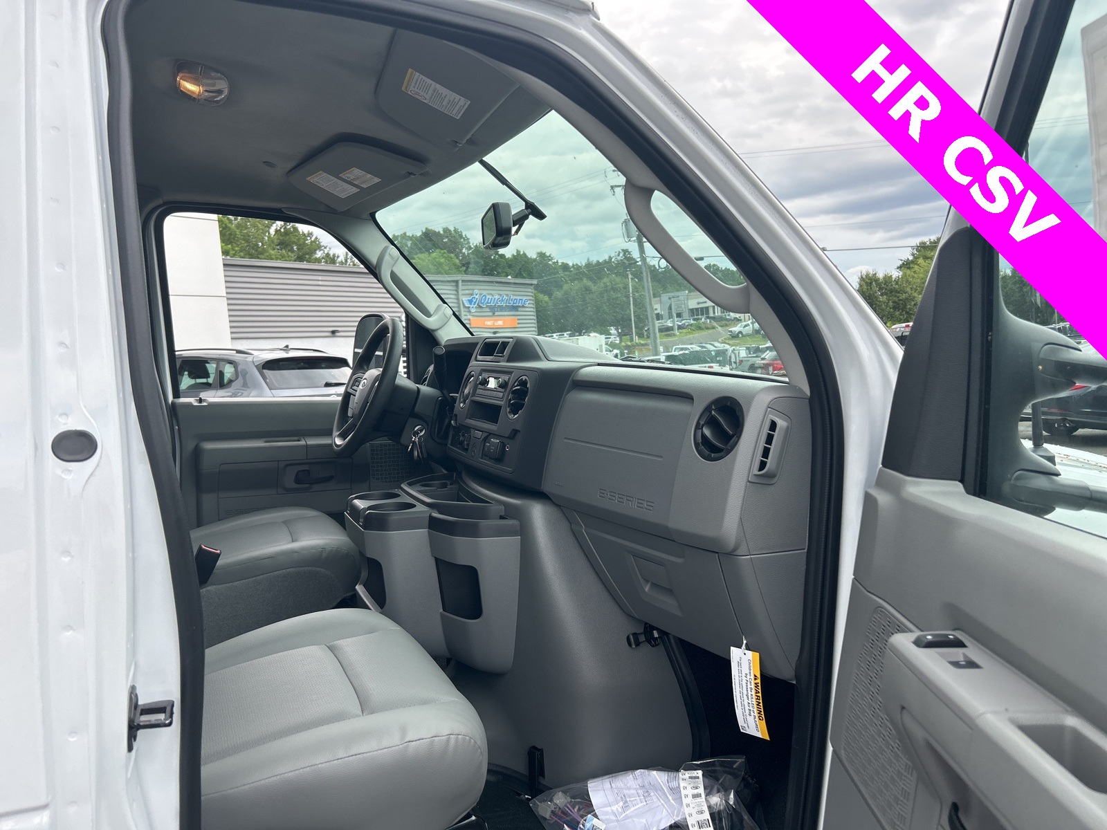 2025 Ford E-350 photo 4