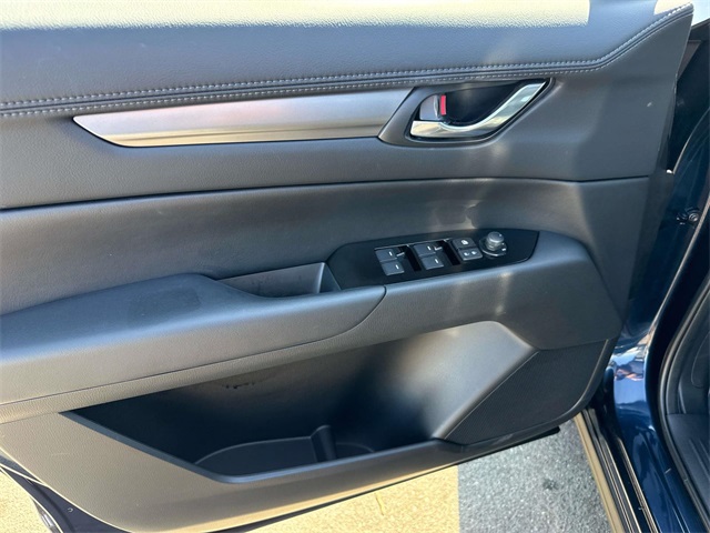 2023 Mazda CX-5 2.5 S Preferred photo 20