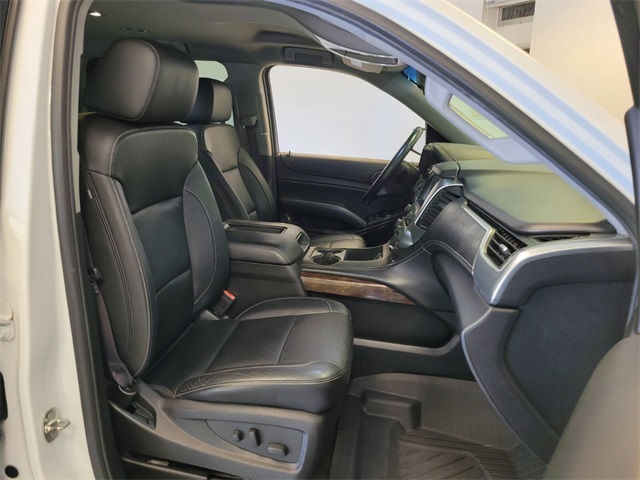 2017 Chevrolet Tahoe LT photo 13