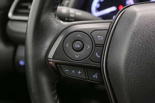 2022 Toyota Camry SE photo 29