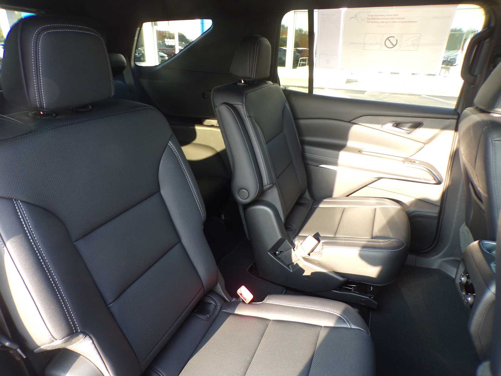 2026 Chevrolet Traverse photo 7