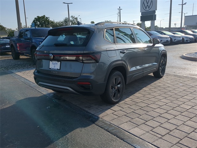 2025 Volkswagen Taos S photo 4