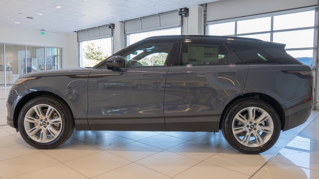 2026 Land Rover Range Rover Velar S photo 4