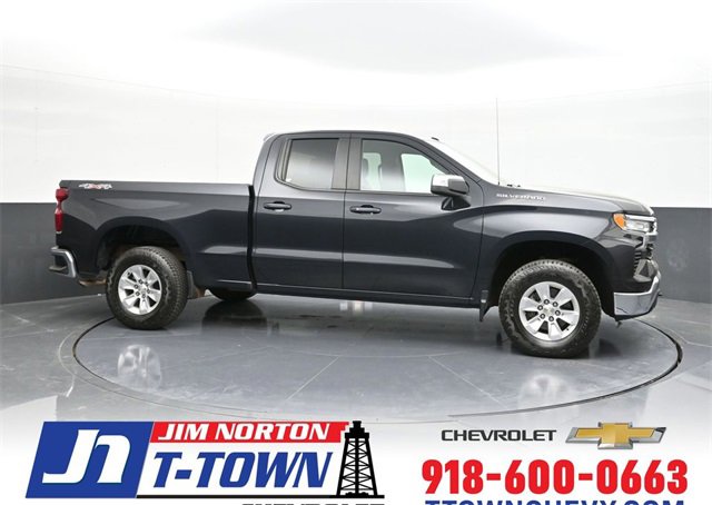 2022 Chevrolet Silverado 1500 LT's photo