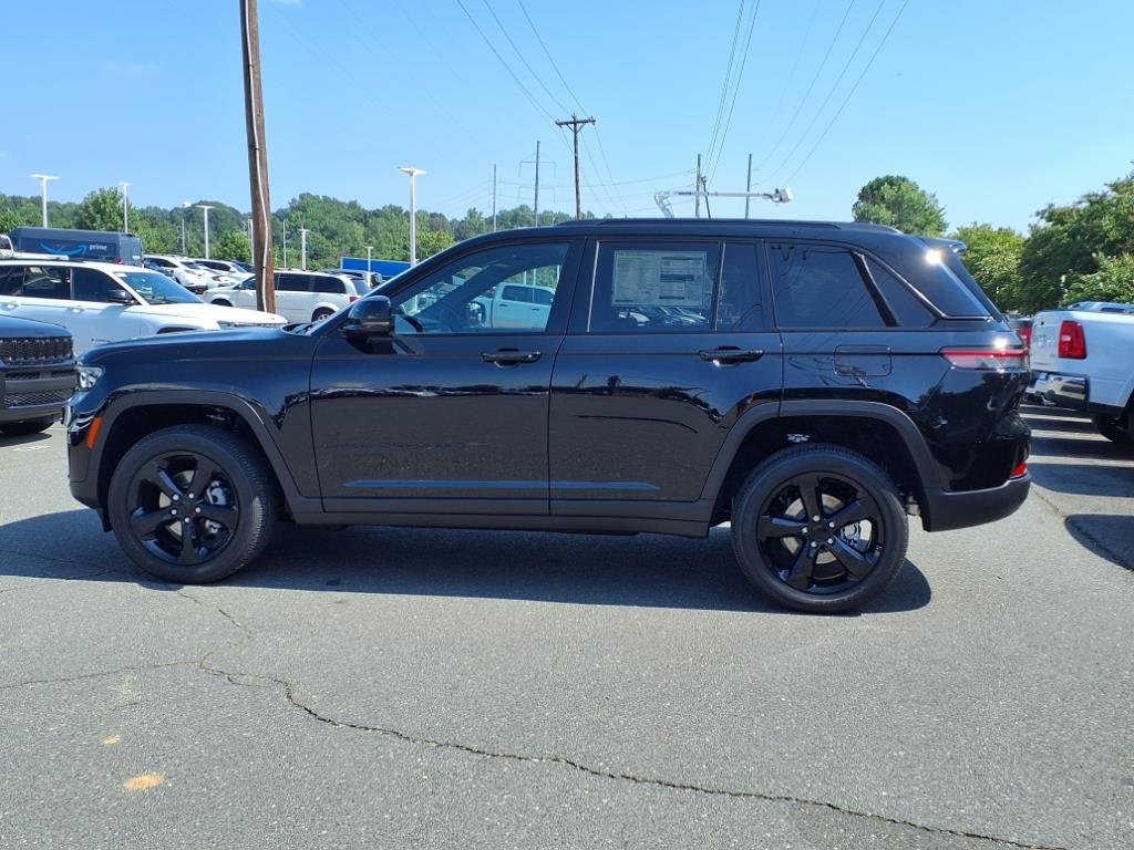 2025 Jeep Grand Cherokee Altitude X photo 15