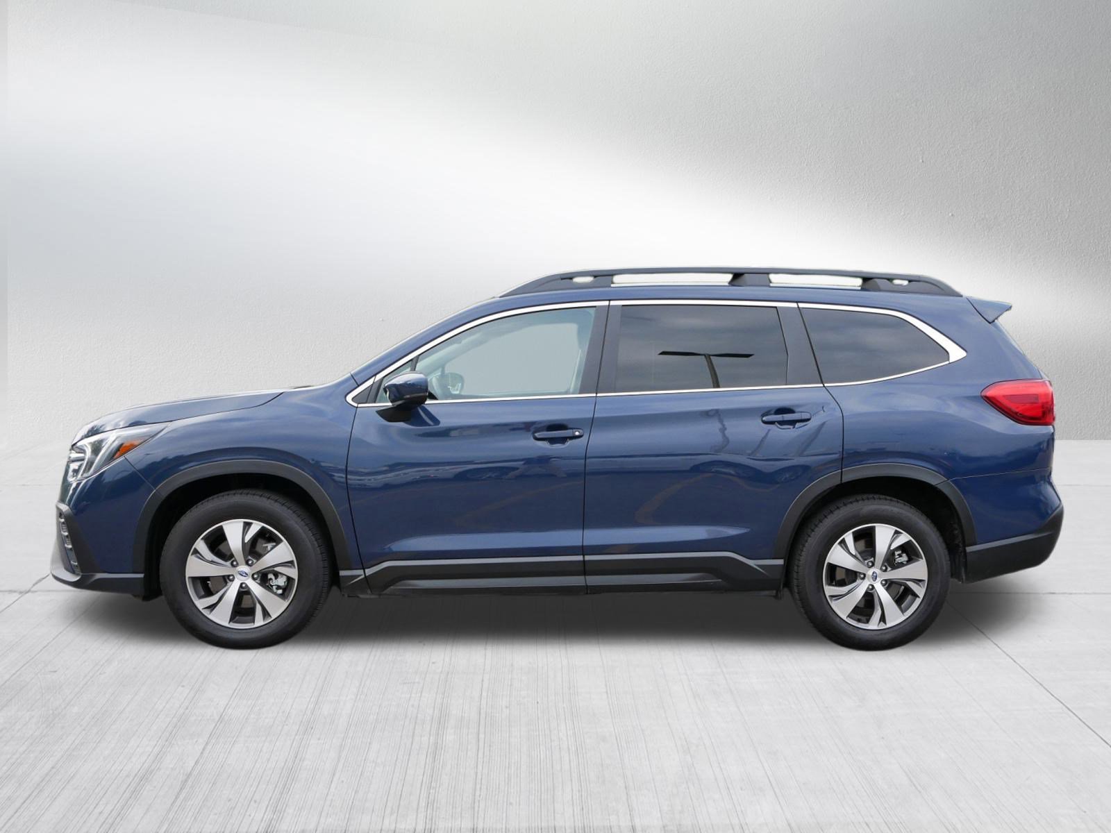 2024 Subaru Ascent Premium photo 4