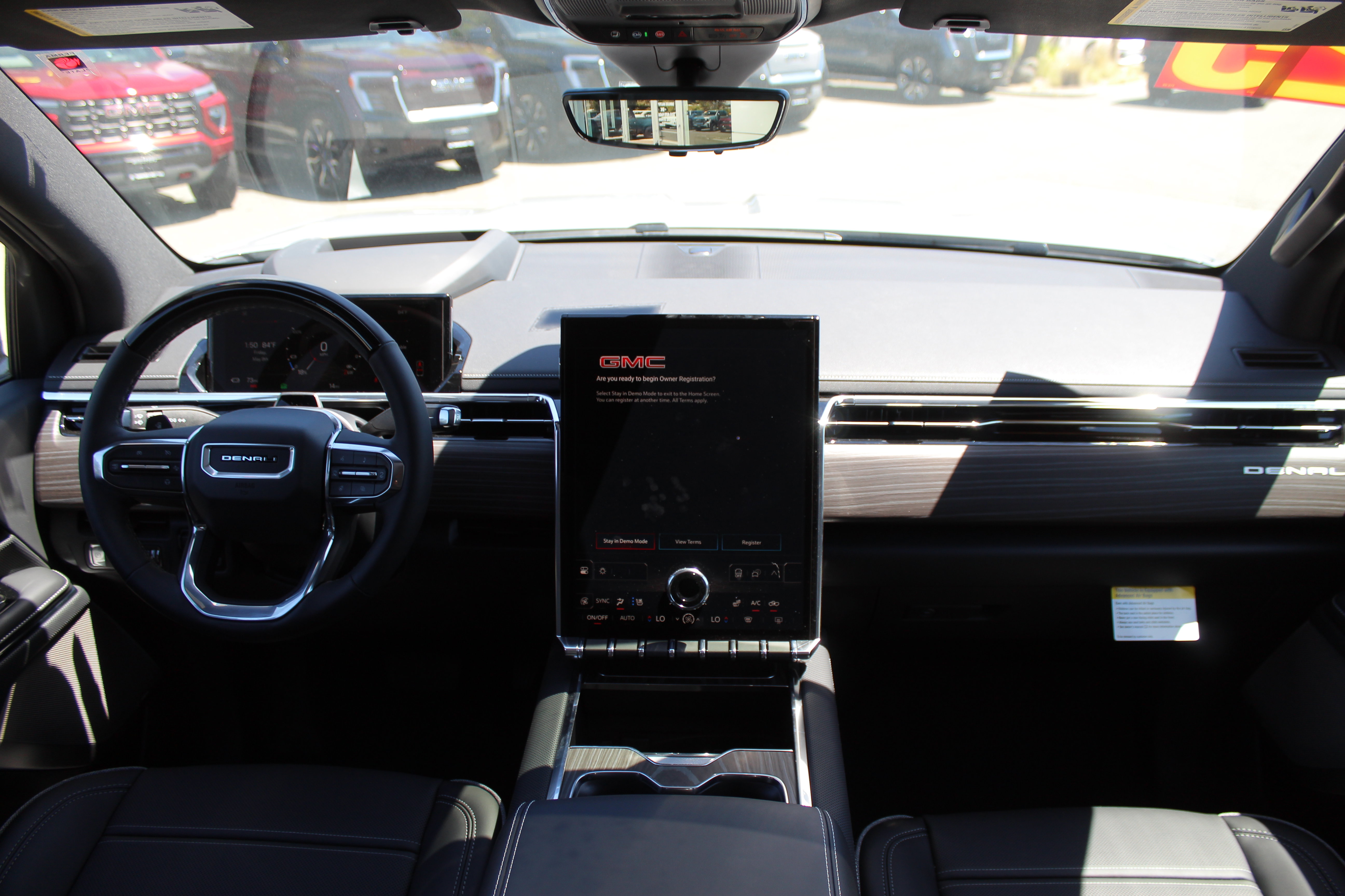2025 Gmc Sierra EV Denali photo 2