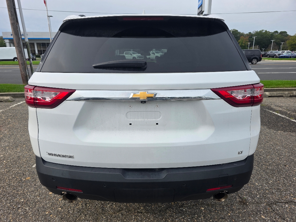 2020 Chevrolet Traverse photo 3