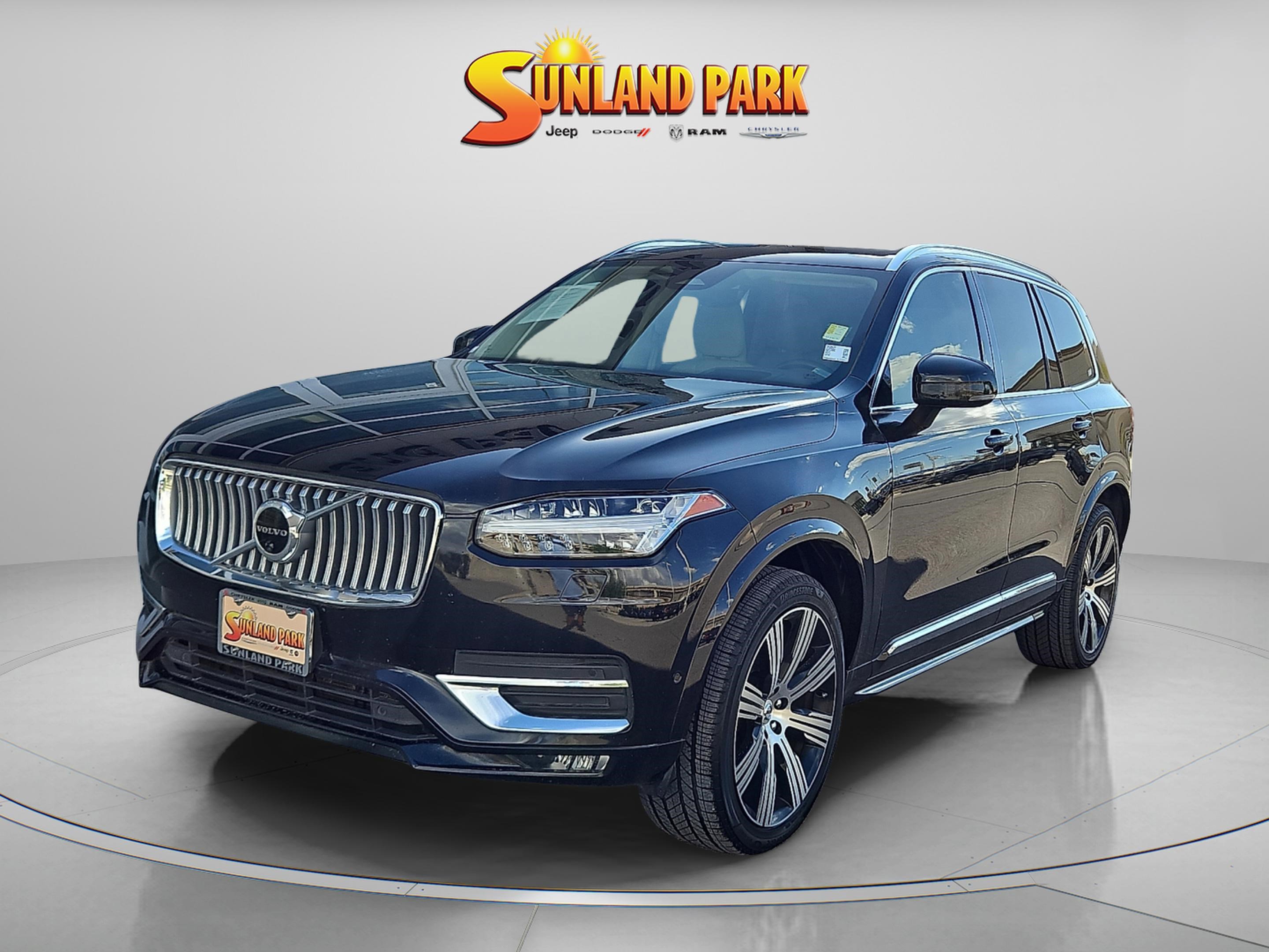 2023 Volvo XC90 Ultimate photo 2