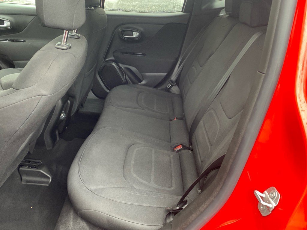 2019 Jeep Renegade Latitude North Edition photo 19