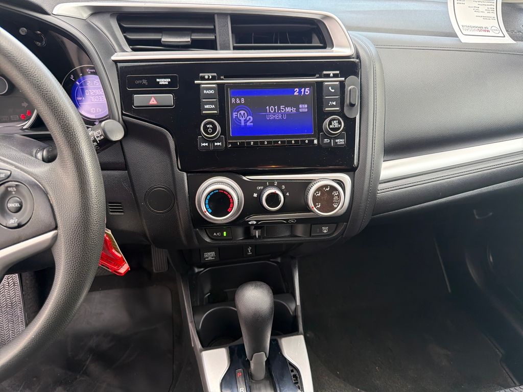 2020 Honda Fit LX photo 30