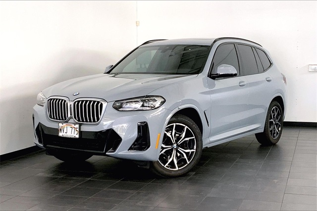 2022 BMW X3 30i's photo