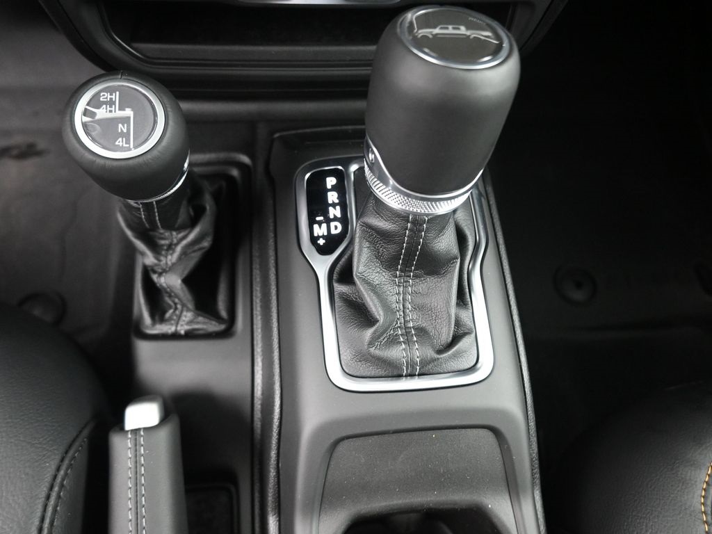 2025 Jeep Gladiator Sport photo 5