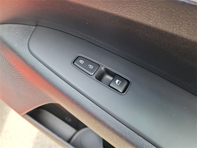2023 Kia Forte LXS photo 15