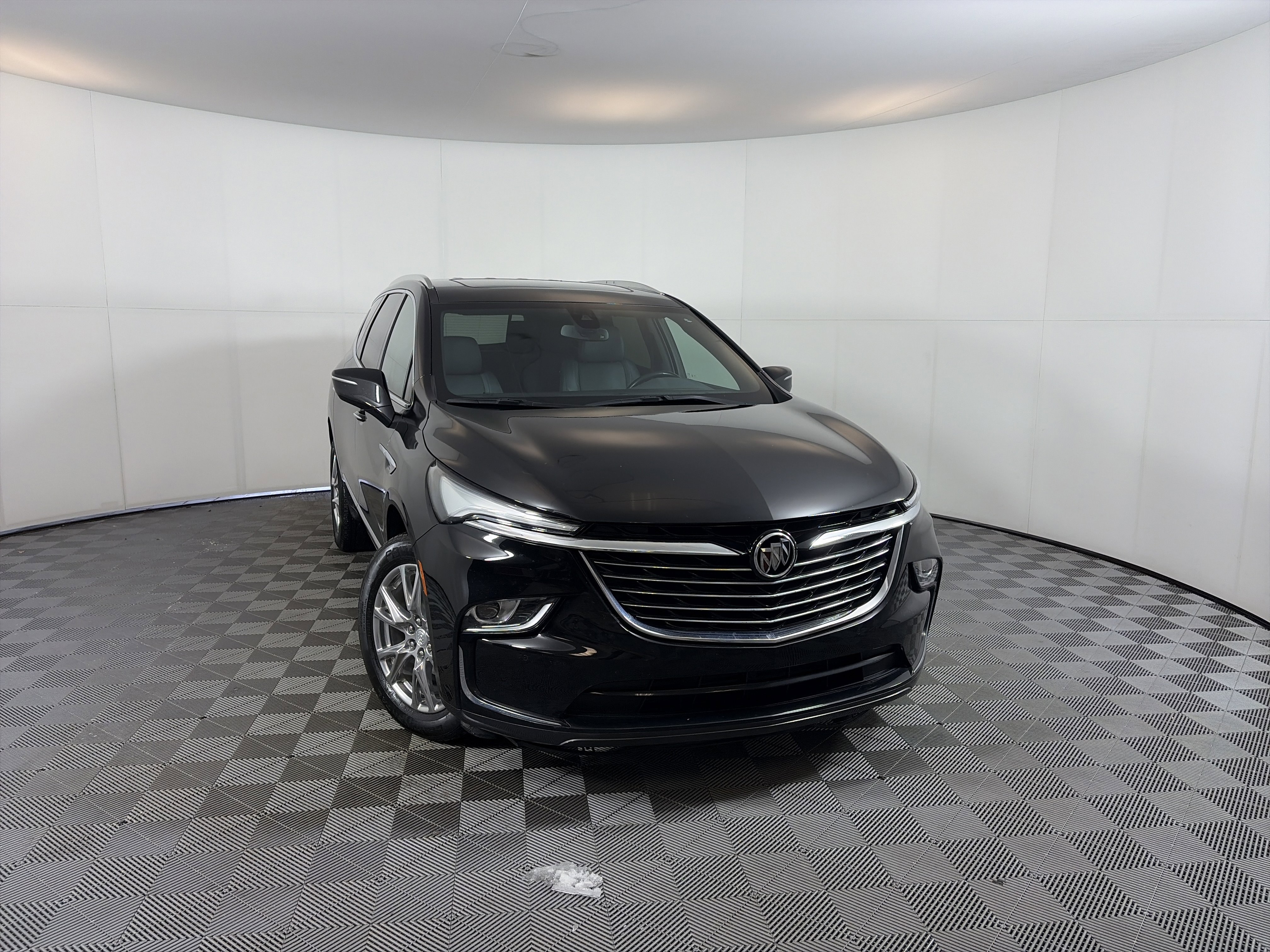 2022 Buick Enclave Essence's photo