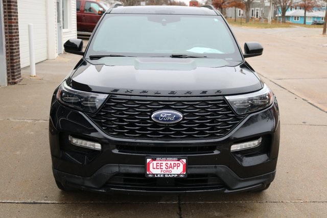 2022 Ford Explorer ST-Line photo 3