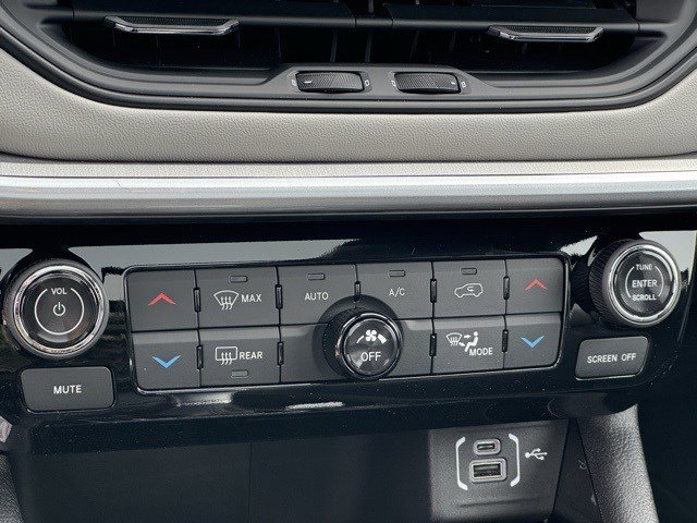 2025 Jeep Compass Limited photo 20
