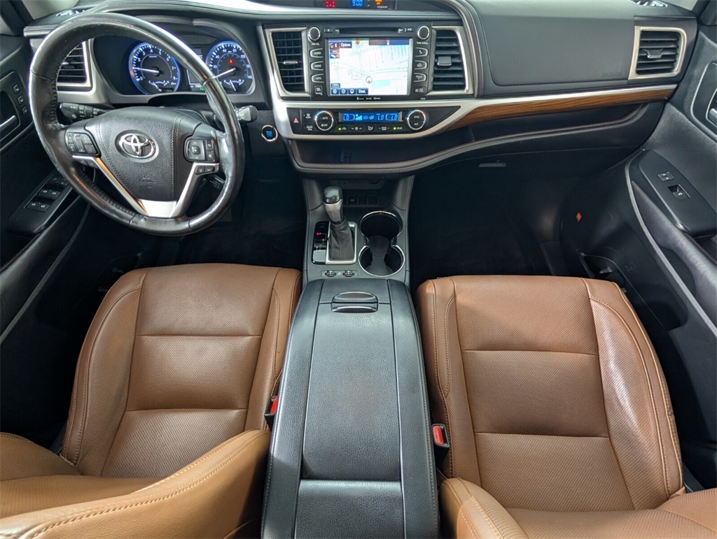 2017 Toyota Highlander Limited Platinum photo 9