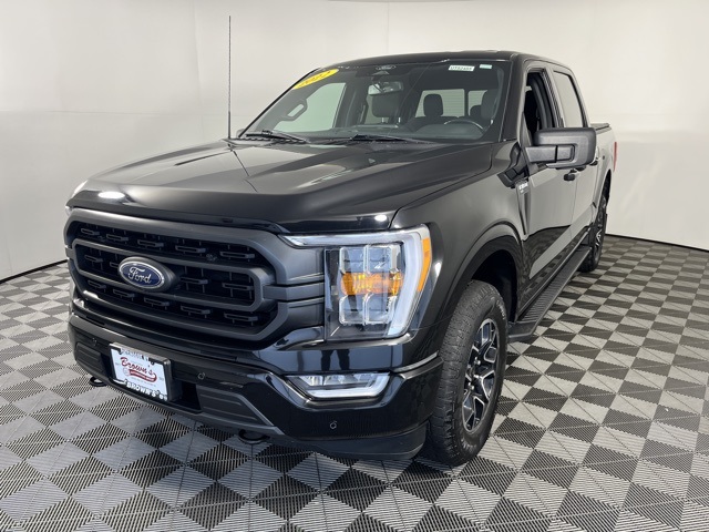 2022 Ford F-150 XLT photo 3