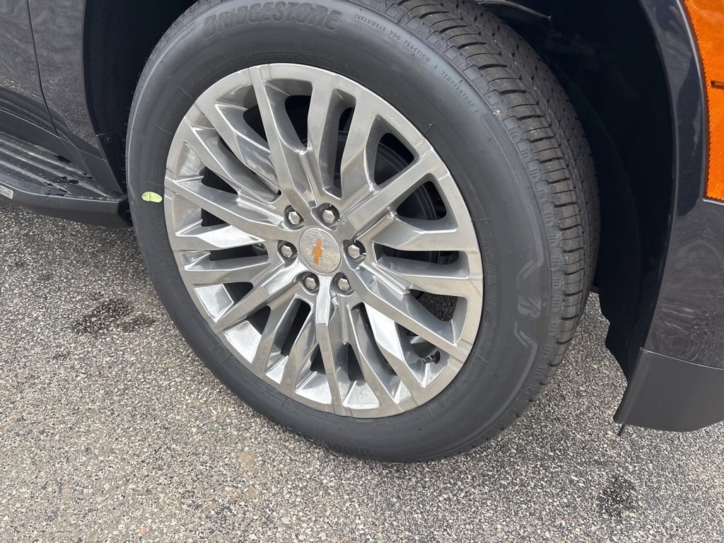 2026 Chevrolet Tahoe Premier photo 4