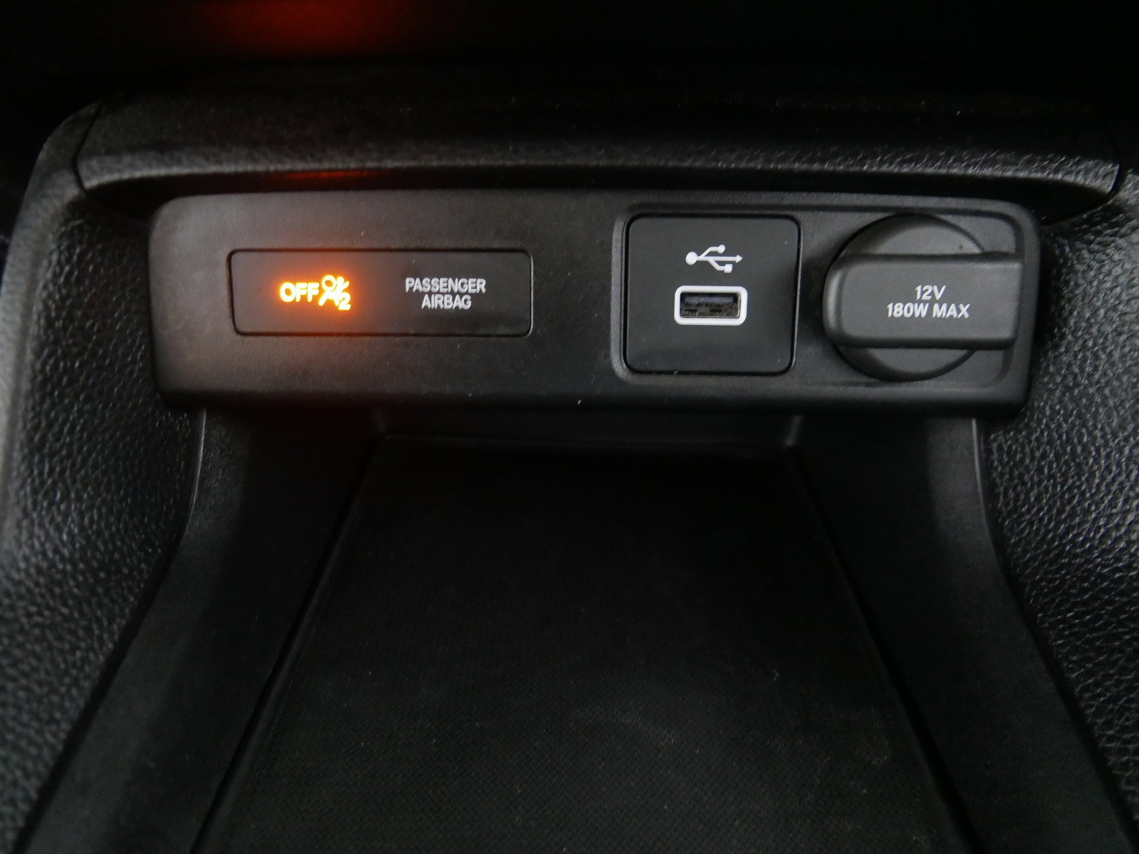 2024 Honda Civic Hatchback EX-L photo 29