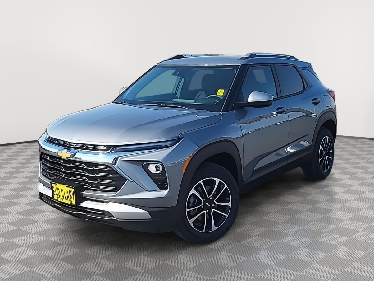 2026 Chevrolet Trailblazer LT photo 2